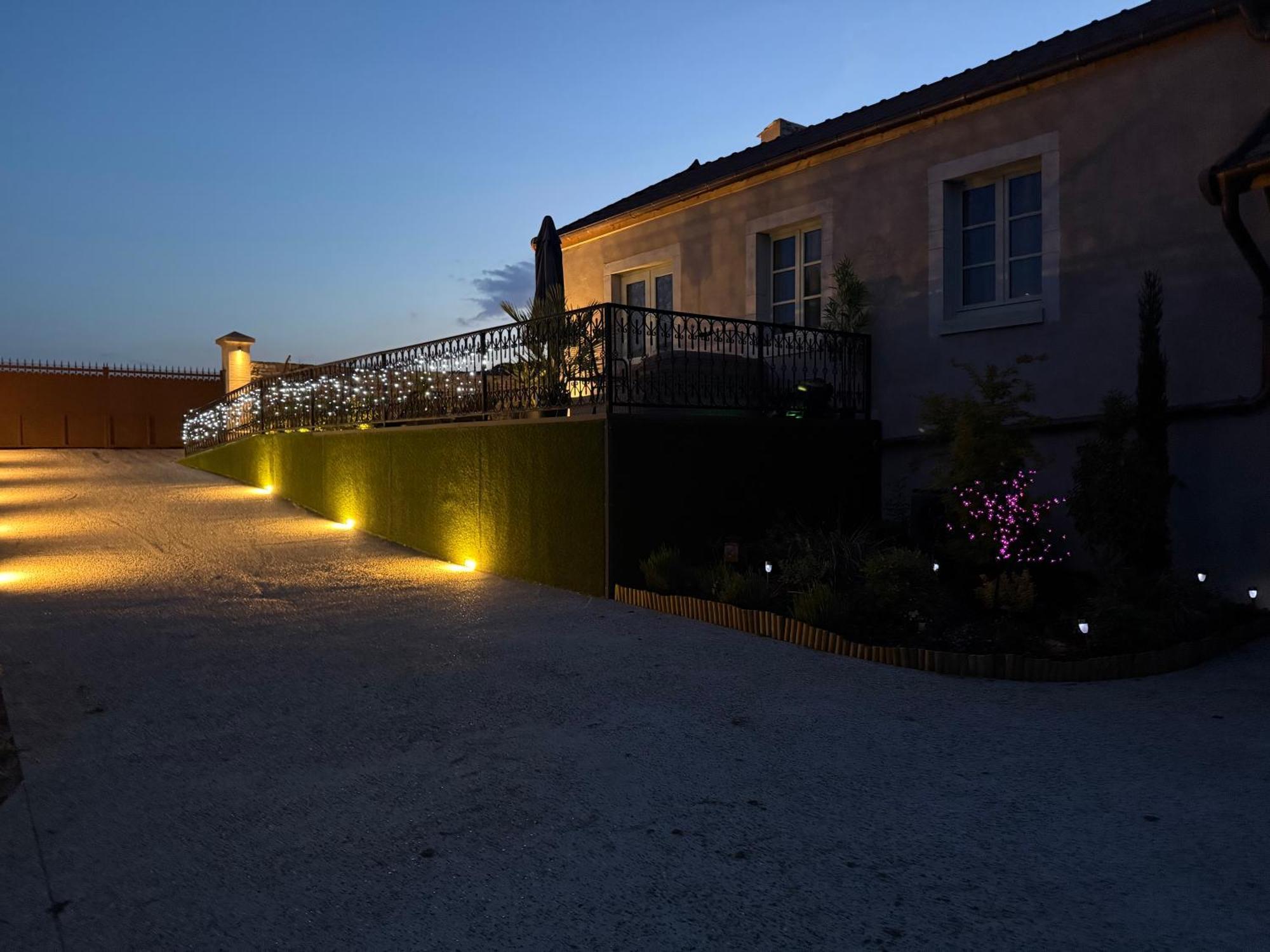 Hotel Particulier Adult Only Les Reveries Du Clos Spa Degustation Et Diner Sur Reservation Pommard Exterior photo
